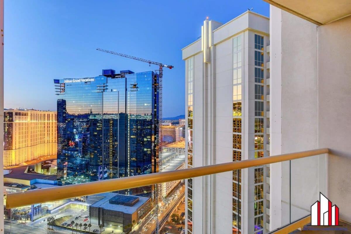 Mgm Signature-33-709 F1 Track & Strip View Balcony Las Vegas Extérieur photo